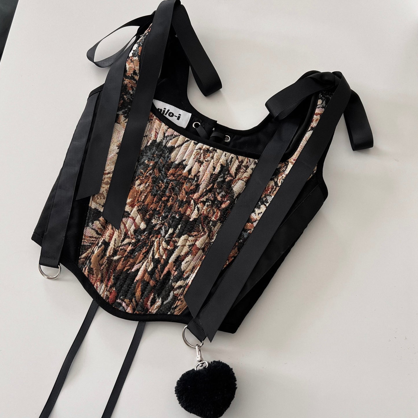 RHEA/ BLACK BLOOM